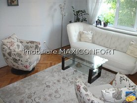 Apartament de vânzare 4 camere, în Brăila, zona Hipodrom