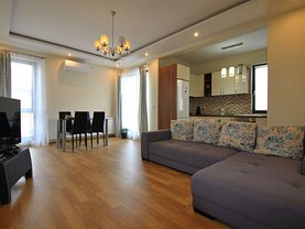 Apartament de închiriat 3 camere, în Dumbrăviţa