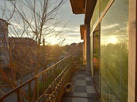Apartament de vânzare 3 camere, în Timişoara, zona Central