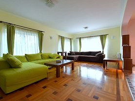 Casa de închiriat 6 camere, în Dumbrăviţa, zona Lipovei