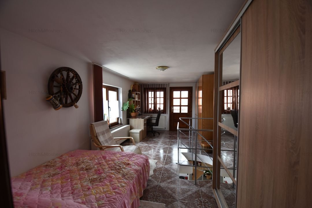Casa / Vila cu 6 camere de vanzare in zona spitalului municipal Lugoj - imaginea 3