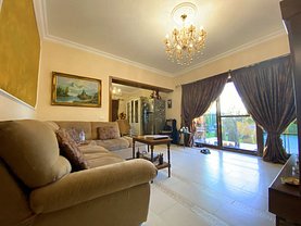 Casa de vânzare 5 camere, în Dumbrăviţa
