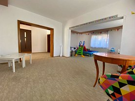 Casa de închiriat 10 camere, în Timişoara, zona Ghirodei