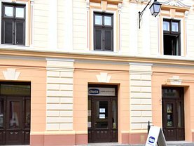 Închiriere spaţiu comercial