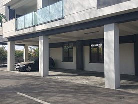Vânzare spaţiu comercial
