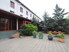Vânzare spaţiu comercial