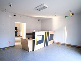 Închiriere spaţiu comercial