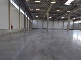 Închiriere spaţiu industrial