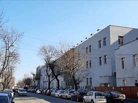 Casa de vânzare 8 camere, în Bucureşti, zona Cuţitul de Argint