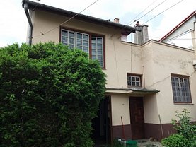 Casa de vânzare 3 camere, în Targu Mures, zona Piata Armatei