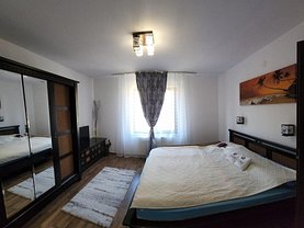 Casa de vânzare 4 camere, în Corunca
