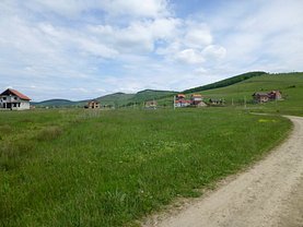 Teren constructii de vânzare, în Ernei