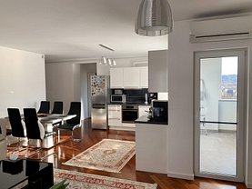 Apartament de vânzare 3 camere, în Cluj-Napoca, zona Borhanci