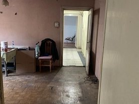 Apartament de vânzare 3 camere, în Cluj-Napoca, zona Central