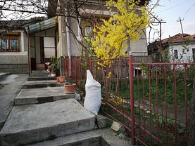 Casa de vânzare 3 camere, în Cluj-Napoca, zona Iris