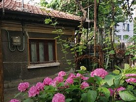 Casa de vânzare 3 camere, în Bucureşti, zona Brâncoveanu