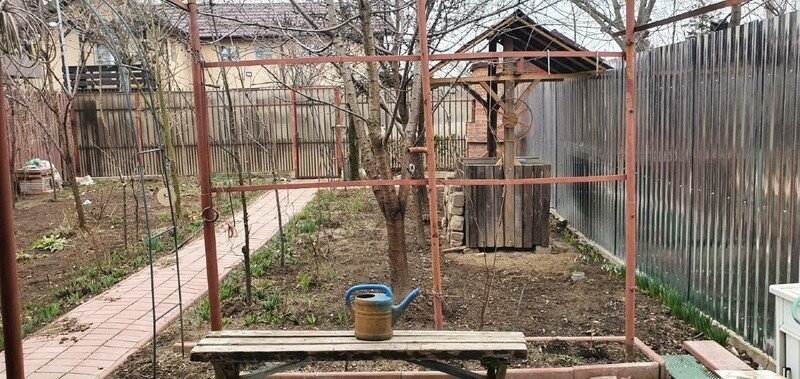 VANZARE CASA 2 CAMERE APROAPE DE PADUREA AMDRONACHE/ TENTANT