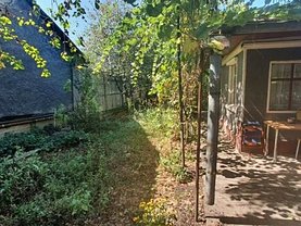 Casa de vânzare 4 camere, în Bucureşti, zona Rahova