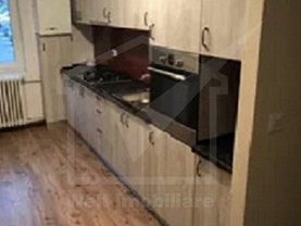 Apartament de vânzare 3 camere în Cluj-Napoca, Manastur