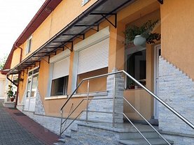Casa de vânzare 7 camere, în Baciu