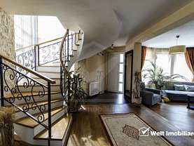 Casa de vânzare 5 camere, în Floresti