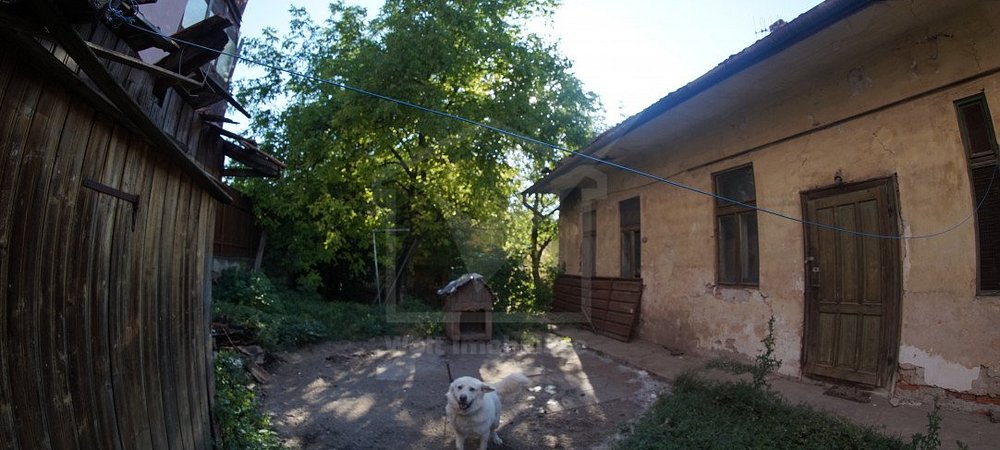 Exclusivitate! Casa renovabila, cartier Gruia - imaginea 0 + 1