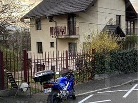 Casa de închiriat 10 camere, în Cluj-Napoca, zona Andrei Muresanu