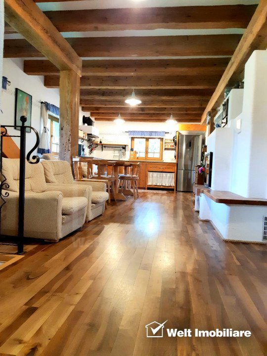 Casa rustica, exclusivista, 5 camere, 170 mp utili, 550 mp teren, Salicea