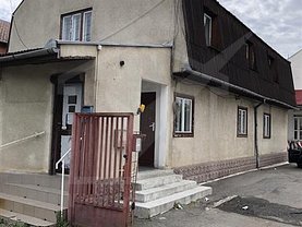 Vânzare spaţiu industrial