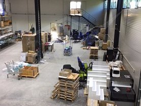 Închiriere spaţiu industrial