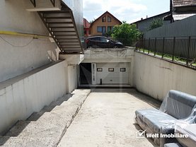 Vânzare spaţiu comercial