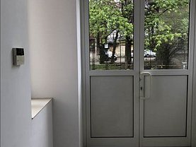 Casa de închiriat 12 camere, în Ploieşti, zona Ultracentral