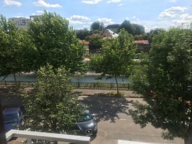 Garsonieră de vânzare, în Bucureşti, zona Unirii
