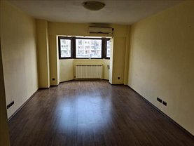 Apartament de închiriat 4 camere, în Bucureşti, zona Unirii