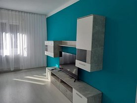 Apartament de închiriat 3 camere, în Arad, zona Central