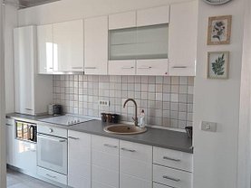 Apartament de închiriat 3 camere, în Arad, zona Central