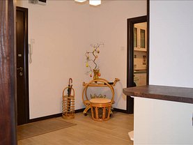 Apartament de închiriat 3 camere, în Arad, zona Ultracentral
