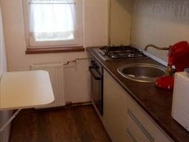 Apartament de închiriat 2 camere, în Arad, zona Boul Roşu