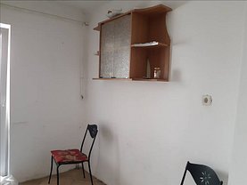 Apartament de vânzare 2 camere, în Arad, zona Alfa