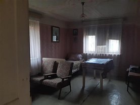 Casa de vânzare 4 camere, în Galşa, zona Central