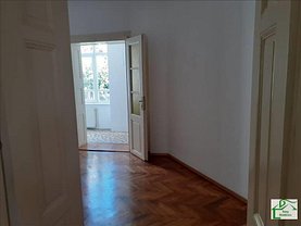 Închiriere spaţiu comercial în Arad, Central