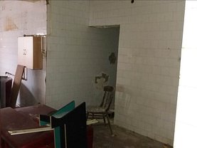 Vânzare spaţiu comercial