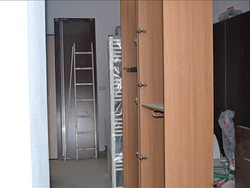 Închiriere birou