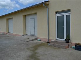 Vânzare spaţiu industrial