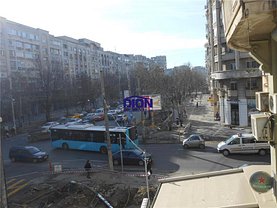 Apartament de închiriat 4 camere, în Bucuresti, zona Decebal