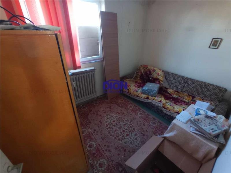 Vanzare apartament 2 camere