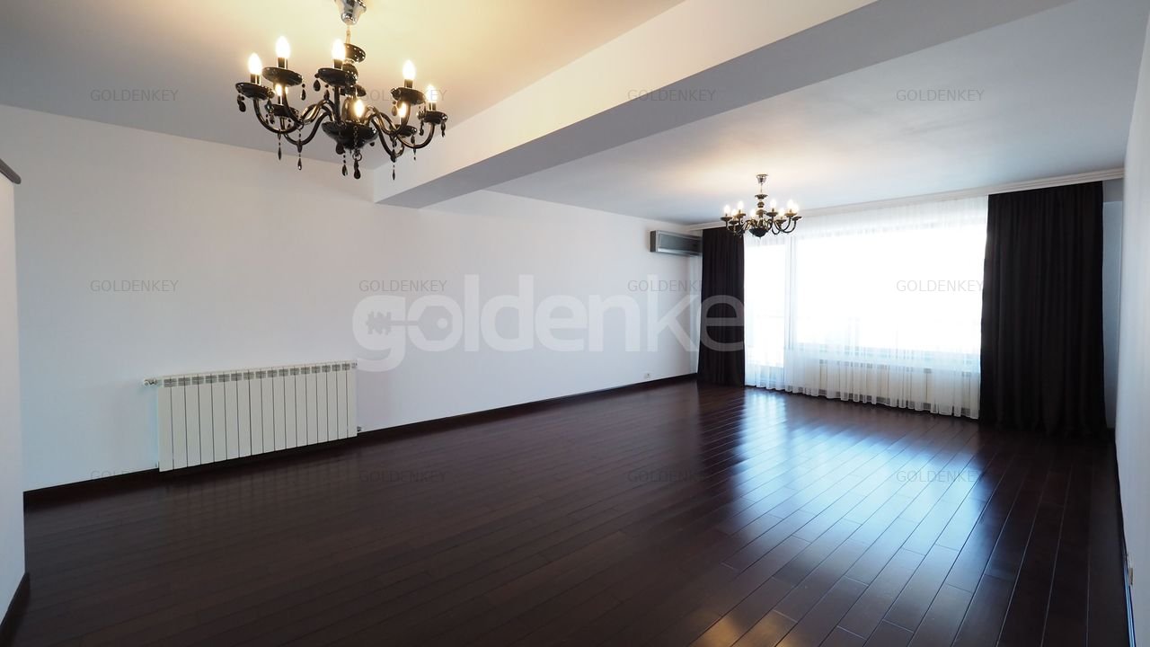 Apartament finisat modern cu 6 camere langa Jolie Ville
