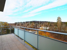 Apartament de închiriat 3 camere, în Bucureşti, zona Băneasa