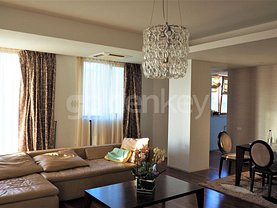 Apartament de vânzare 5 camere, în Constanţa, zona Faleza Nord