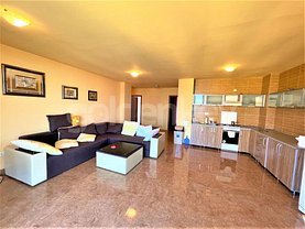 Apartament de vânzare 3 camere, în Mamaia, zona Nord